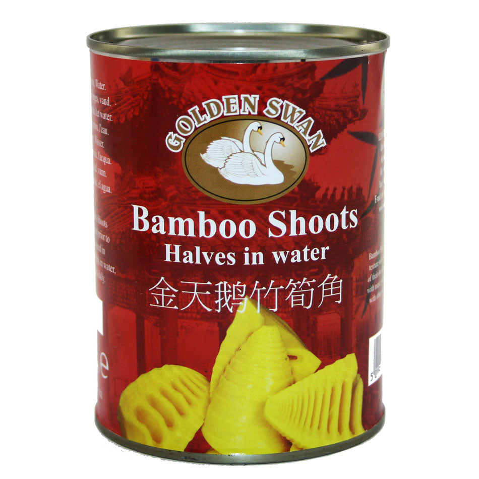 Bamboo Shoot Halves in Water 540g can by Golden Swan