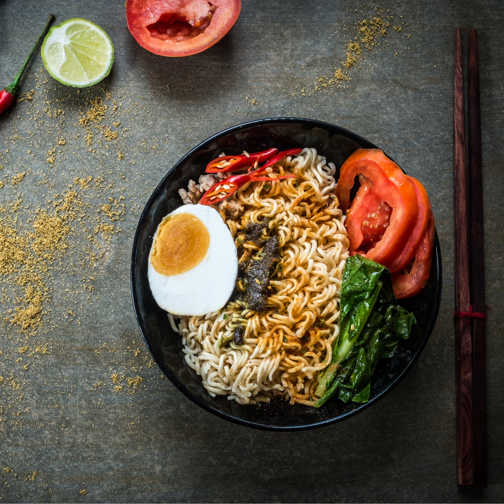 Thai Tom Yum Pork Instant Noodles 60g by Mama